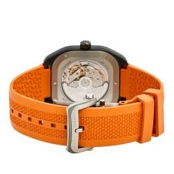 Pre Owned Hermes Black Titanium Rubber H08 W049430WW00 Men's Wristwatch 39 mm