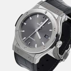Hublot Grey Titanium Alligator Rubber Classis Fusion 542.NX.1171.RX Men's Wristwatch 42 mm