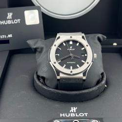 Pre Owned Hublot Classic Fusion 511.NX.1171.RX Automatic Black Titanium Men's Wristwatch 45 mm