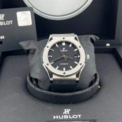 Pre Owned Hublot Classic Fusion 511.NX.1171.RX Automatic Black Titanium Men's Wristwatch 45 mm