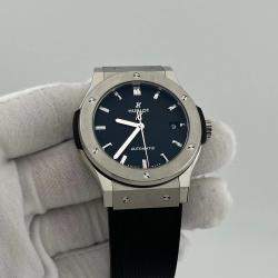 Pre Owned Hublot Classic Fusion 511.NX.1171.RX Automatic Black Titanium Men's Wristwatch 45 mm