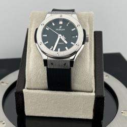 Pre Owned Hublot Classic Fusion 565.NX.1470.RX Automatic Black Titanium Unisex Wristwatch 38 mm