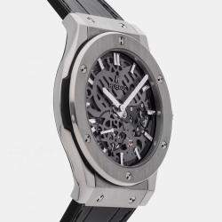 Pre Owned ساعة يد رجالية هوبلو كلاسيك فيوجن كلاسيكو ألترا ثين 515.NX.0170.LR أوتوماتيك تيتانيوم أزرق 45 ملم مستعملة