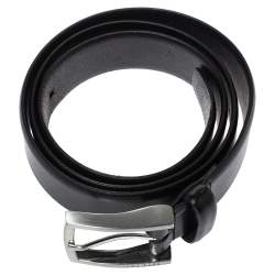 Pre Owned Hugo Boss Black Leather Buckle Belt 100CM