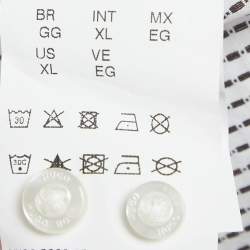 مملوكة مسبقًا قميص هوغو بوس ذو علامة حمراء أبيض بنسيج مميز ضيق جداً مقاس كبير جداً (إكسترا لارج)