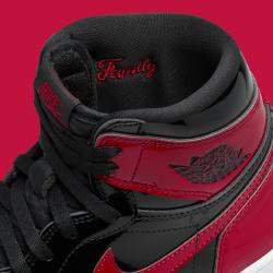 Jordan 1 High Patent Bred Sneakers Size US 7 (EU 40)