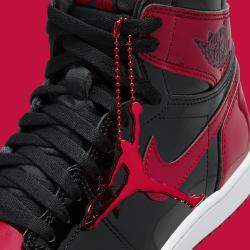 Jordan 1 High Patent Bred Sneakers Size US 7 (EU 40)