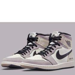 Jordan 1 Gore-Tex Light Bone Sneakers Size US 9 (EU 42.5)