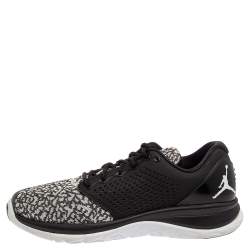 Pre Owned Jordan Black/White Knit Fabric And Synthetic Trainer ST Sneakers Size 44