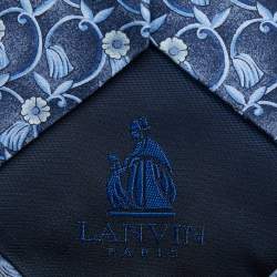 مملوكة مسبقًا ربطة عنق لانفان حرير زرقاء طباعة زهور