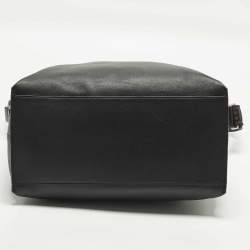 مملوكة مسبقًا Loewe Cubi Medium Black Leather Crossbody Bag