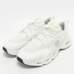 Pre Owned حذاء رياضي لويفي أون كلو د سولو قماش بطبقة بيضاء بمقاس 41