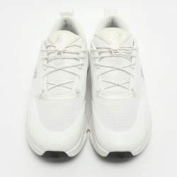 Pre Owned حذاء رياضي لويفي أون كلو د سولو قماش بطبقة بيضاء بمقاس 41