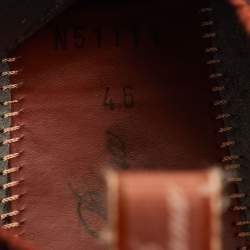 Pre Owned حذاء رياضي لورو بيانا 360 فليكسي ووك قماش تريكو بني غامق سليب أون مقاس 46