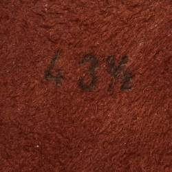 Pre Owned صندل جديد بإبزيم من الجلد البني من لورو بيانا مقاس 44