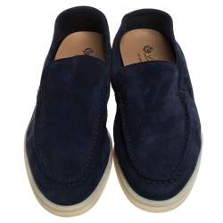 مملوكة مسبقًا Loro Piana Blue Suede Slip On Loafers Size 40