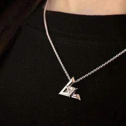 Pre Owned Louis Vuitton LV Volt 18K White Gold Diamond Necklace