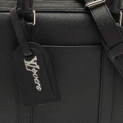 Pre Owned Louis Vuitton Black Taiga Leather Porte Documents Voyage PM Bag