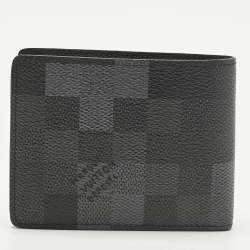 مملوكة مسبقًا Louis Vuitton Slender Damoflage Canvas Wallet