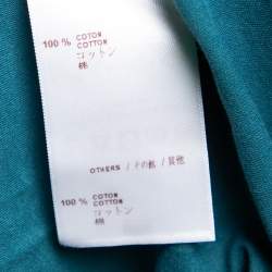 مملوكة مسبقًا تي شيرت لوي فيتون رقبة مستديرة تفاصيل رقعة قطن أزرق مخضر مقاس صغير جدا