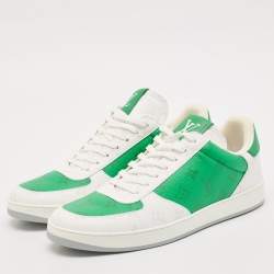 مملوكة مسبقًا Louis Vuitton White/Green Leather and Monogram Canvas Rivoli Low-Top Sneakers Size 42.5