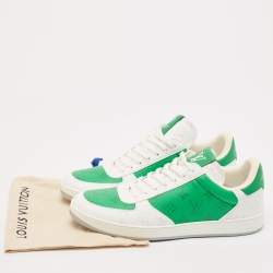 مملوكة مسبقًا Louis Vuitton White/Green Leather and Monogram Canvas Rivoli Low-Top Sneakers Size 42.5