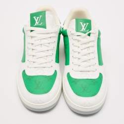 مملوكة مسبقًا Louis Vuitton White/Green Leather and Monogram Canvas Rivoli Low-Top Sneakers Size 42.5