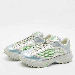 مملوكة مسبقًا حذاء رياضي لويس فيتون ديسكفري شبك وجلد صناعي فضي/أخضر مقاس 44