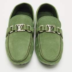 مملوكة مسبقًا حذاء لوفرز لوي فيتون هوكينهايم جلد نوباك أخضر مقاس 40.5