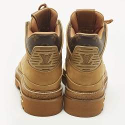 Pre Owned Louis Vuitton Oberkampf Size 38 Brown Nubuck Leather Combat Boots