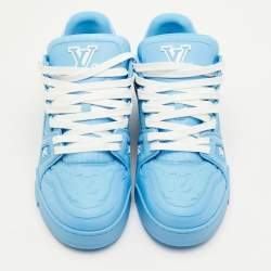 مملوكة مسبقًا حذاء رياضي لوي فيتون مدرب LV قماش وجلد أزرق مقاس 41.5