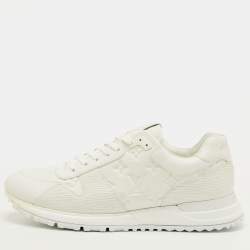 مملوكة مسبقًا Louis Vuitton Run Away Size 41.5 White Monogram Embossed and Epi Leather Sneakers