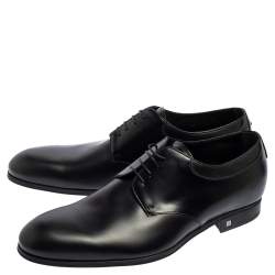 مملوكة مسبقًا حذاء دربي لوي فيتون أربطة جلد أسود مقاس 42.5