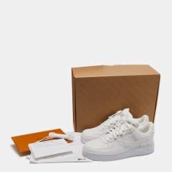 مملوكة مسبقًا حذاء رياضي لوي فيتون/أير فورس جلد أبيض بعنق منخفض مقاس 43