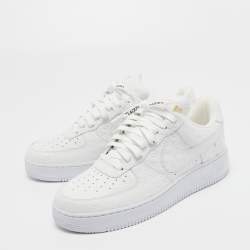 مملوكة مسبقًا حذاء رياضي لوي فيتون/أير فورس جلد أبيض بعنق منخفض مقاس 43
