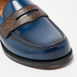 Pre Owned Louis Vuitton Navy Blue/Brown Monogram Canvass and Leather Loafers Size 40