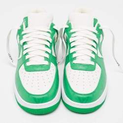 مملوكة مسبقًا حذاء رياضي لوي فيتون x نايك أيرفورس 1 جلد وكانفاس مونوغرامي أبيض/أخضر مقاس 42