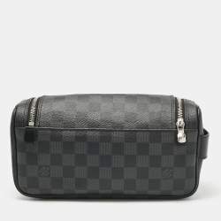 مملوكة مسبقًا Louis Vuitton Damier Graphite Canvas Toiletry Pouch