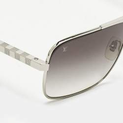 مملوكة مسبقًا نظارة شمسية لوي فيتون بايلوت رمادية/فضية تدرج الموقف