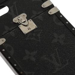 Louis Vuitton Monogram Eclipse Eye Trunk iPhone 7 Plus Case