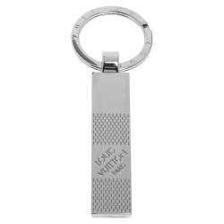 Pre Owned حلقة مفتاح لوي فيتون معدن فضي اللون دامييه