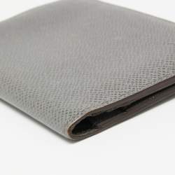 Pre Owned Louis Vuitton Glacier Taiga Leather Passport Holder