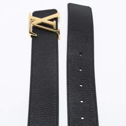 مملوكة مسبقًا Louis Vuitton Black Leather LV Initiales Belt 90 CM