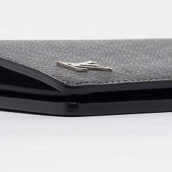 Louis Vuitton Black Taiga Leather Brazza Wallet