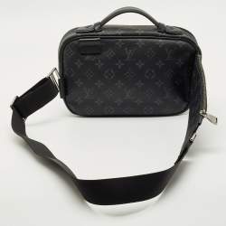 مملوكة مسبقًا Louis Vuitton Monogram Eclipse Canvas Explorer Bumbag