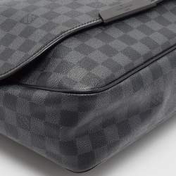 Louis Vuitton Damier Graphite Canvas Daniel GM Messenger Bag