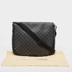 Louis Vuitton Damier Graphite Canvas Daniel GM Messenger Bag