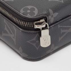مملوكة مسبقًا Louis Vuitton Monogram Eclipse Alpha Wearable Wallet