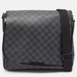 Louis Vuitton Damier Graphite Canvas Daniel MM Messenger Bag