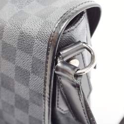 Louis Vuitton Damier Graphite Canvas Daniel MM Messenger Bag